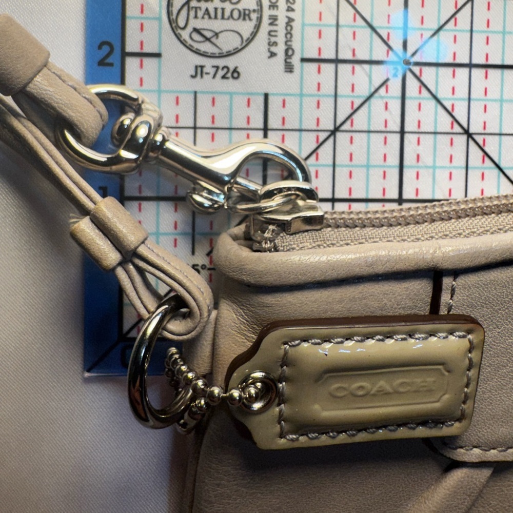 Coach Dove Gray Pleated Wristlet - Picture 4 of 7